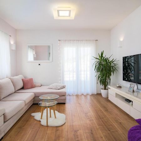 Apartment Toma Podstrana Exteriör bild
