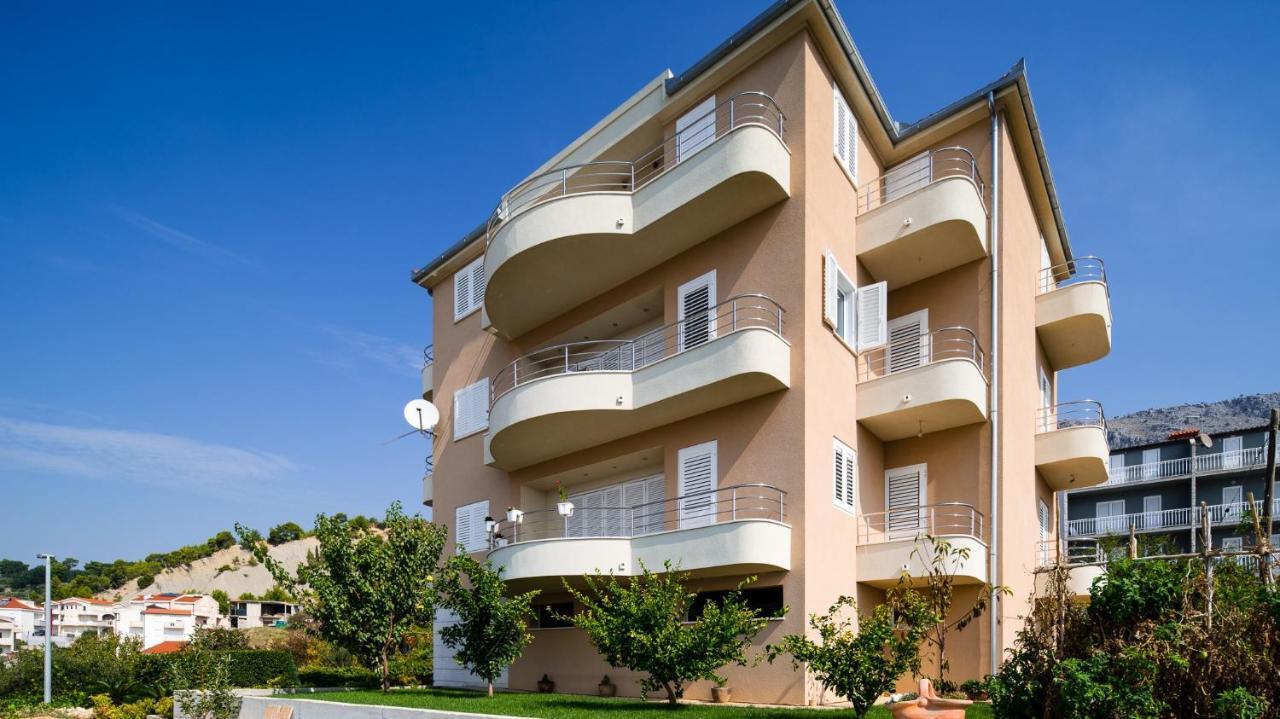 Apartment Toma Podstrana Exteriör bild